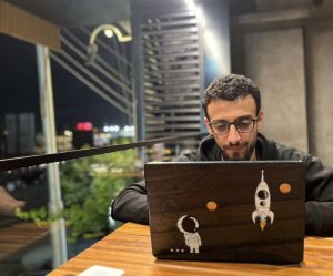 ادم احمد
